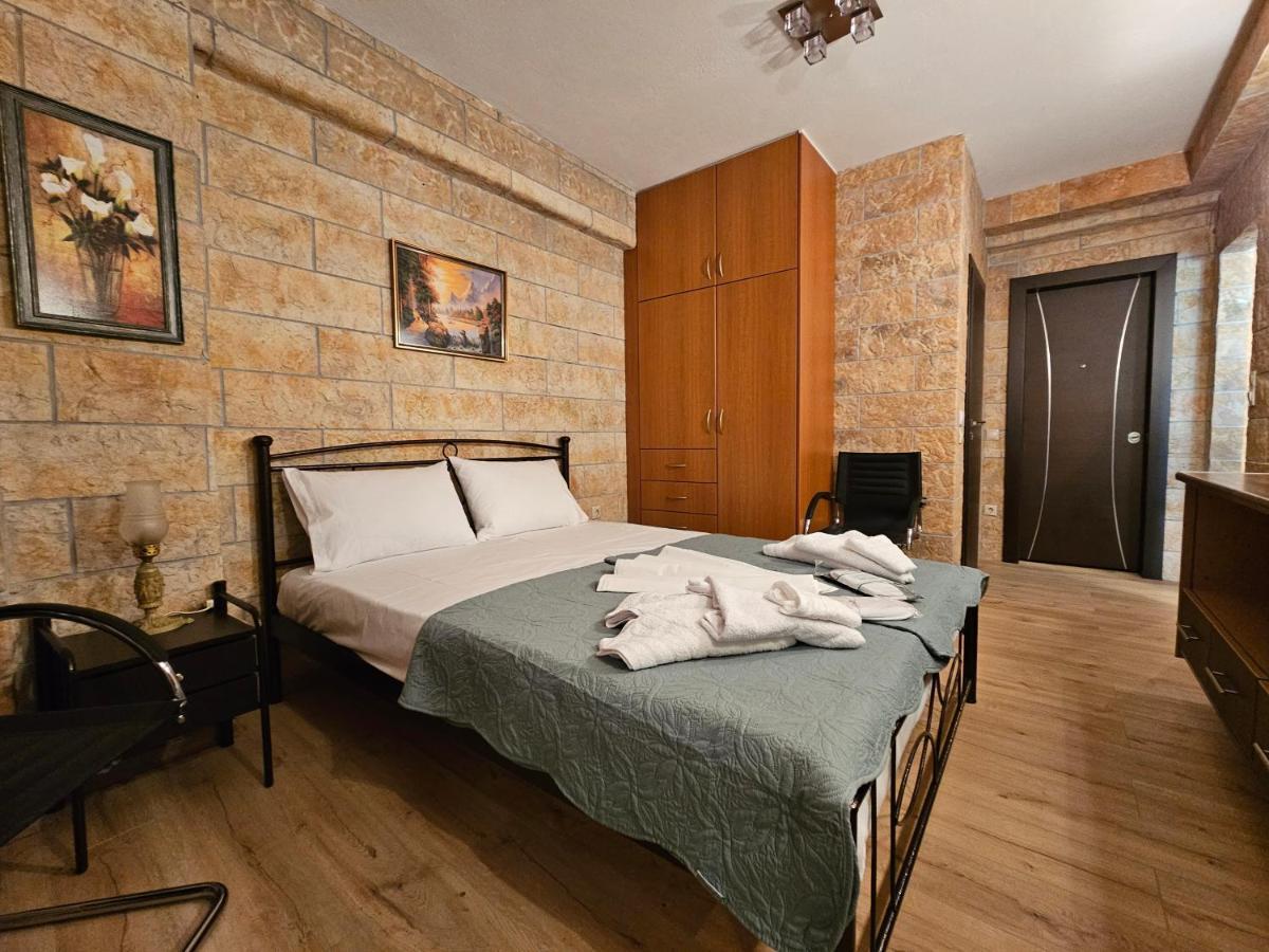 Honeywell Apartment
